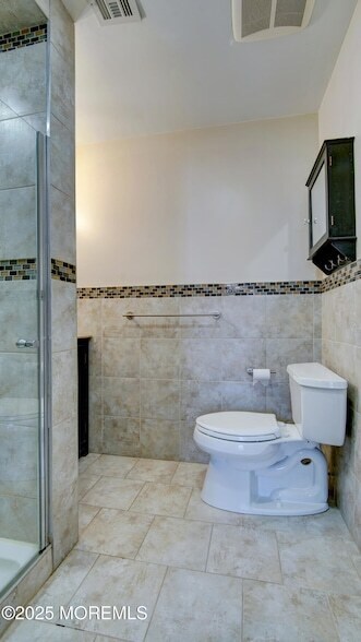 Building Photo - 60 County Rd