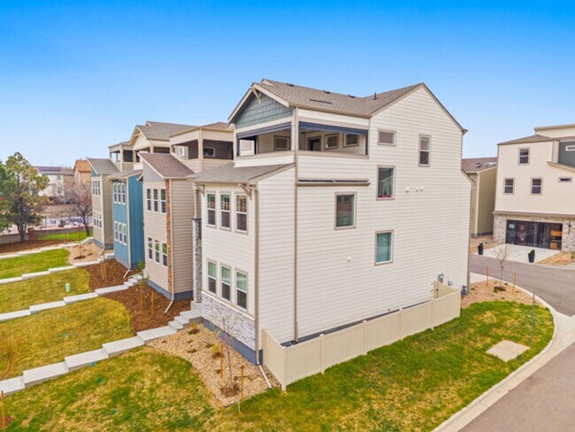 Building Photo - NEW CONSTRUCTION Gorgeous 4 Bedroom, 3.5 bath with Unbeatable Views