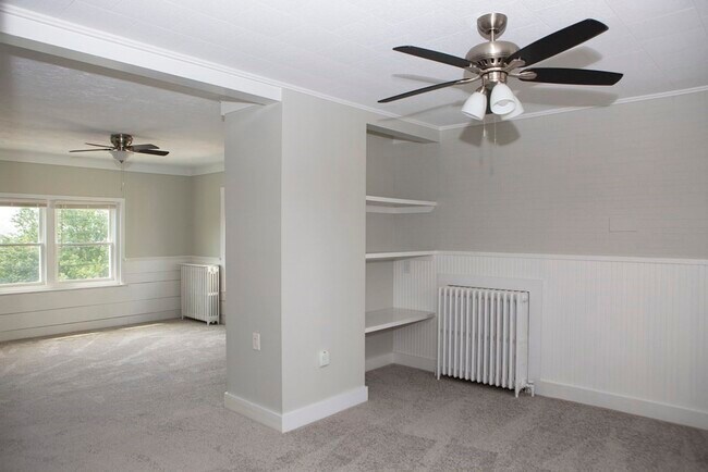 Building Photo - 43 Beacon St