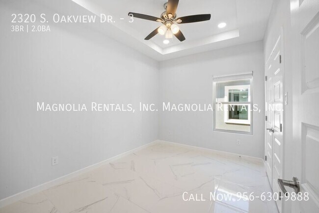 Building Photo - 2320 S Oakview Dr