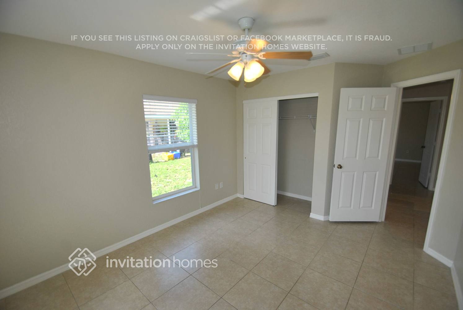 Building Photo - 1660 E Breezy Ln