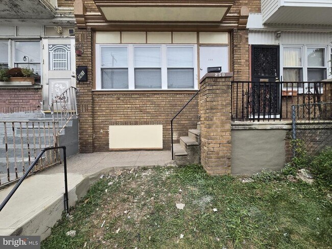 Building Photo - 259 W Ruscomb St