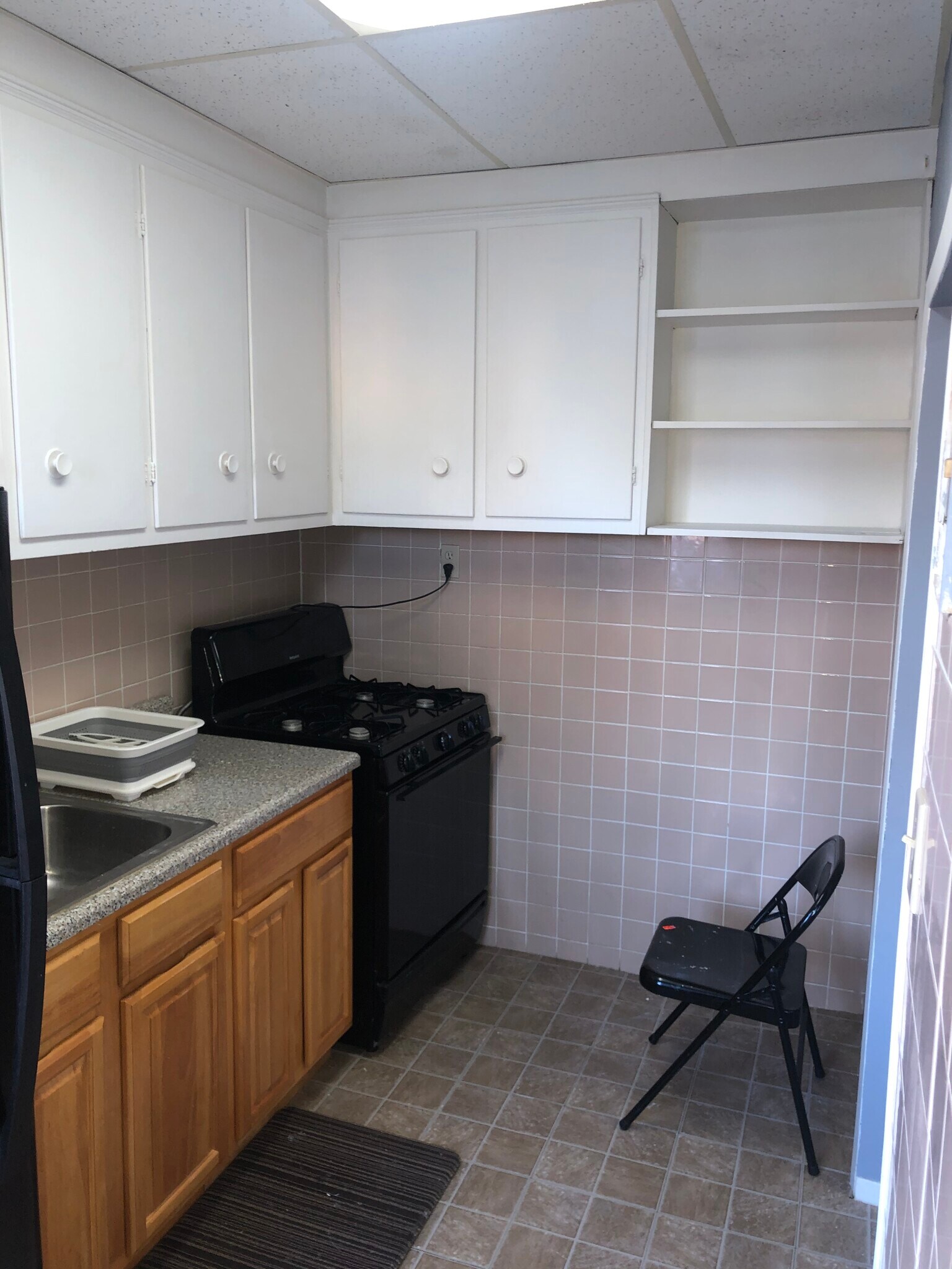 Building Photo - 9324 Corona Ave