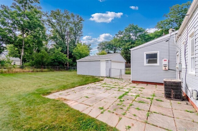 Building Photo - 4709 Mankato Ave