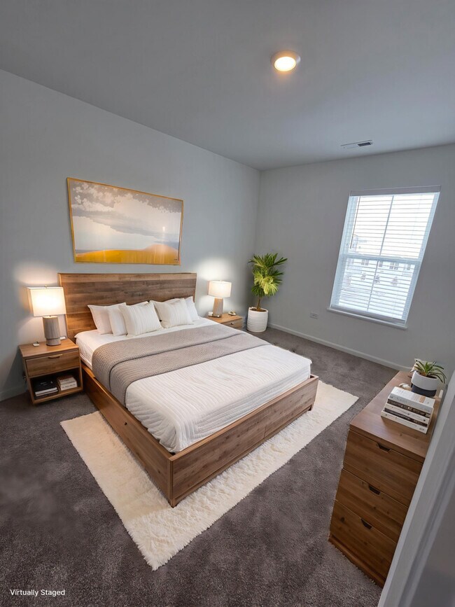 Building Photo - 14952 Dyer Ln