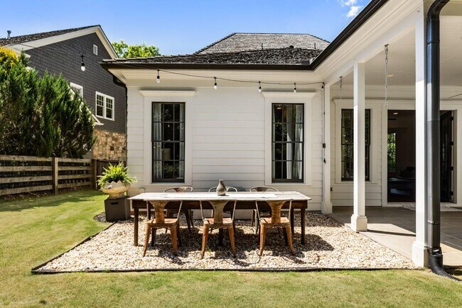 Building Photo - 7280 Samples Field Rd