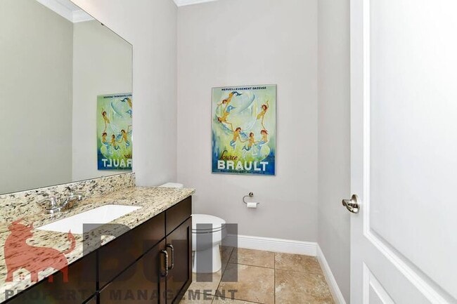 Building Photo - 8233 Canetti St