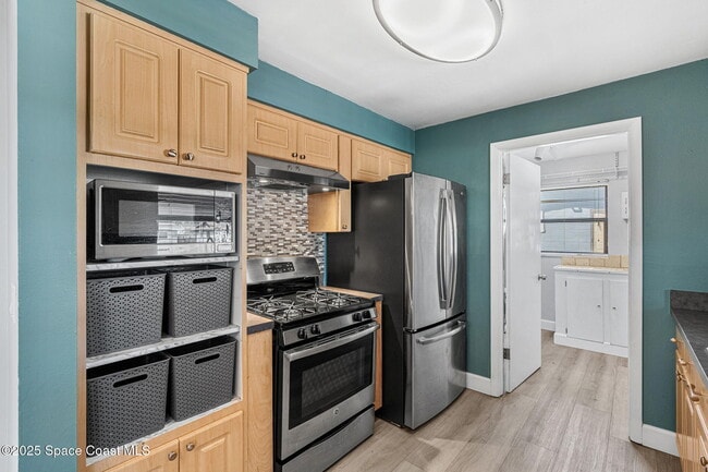 Building Photo - 1375 Crevalle Ave