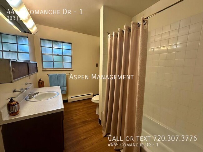 Building Photo - 4465 Comanche Dr