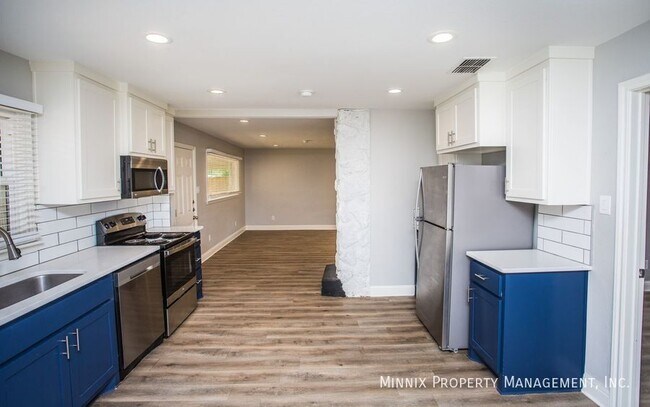 Building Photo - 4316 44th St