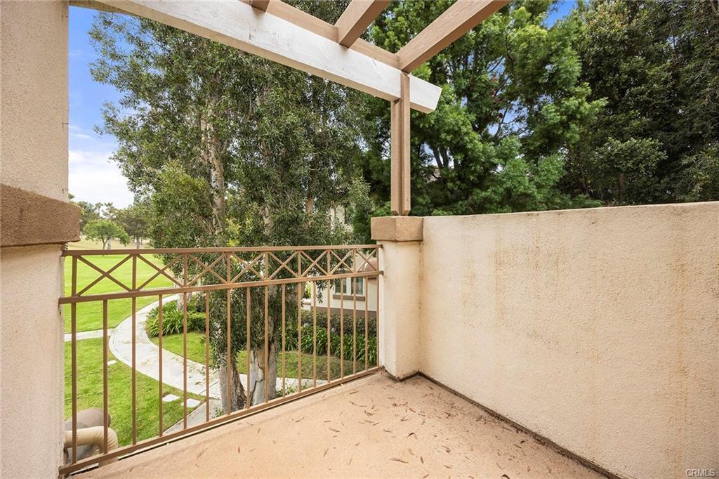 Upstairs balcony - 2479 Sunningdale Dr