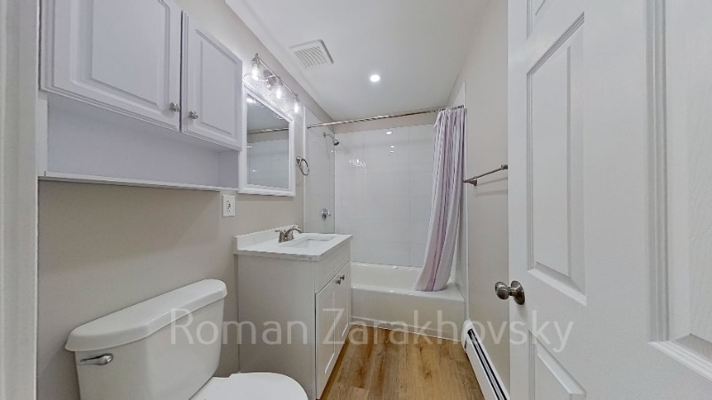 Building Photo - 39 Shepard St