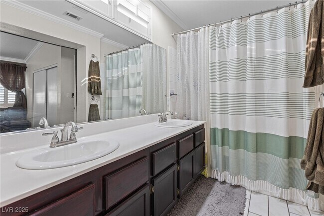 Building Photo - 5862 Trailblazer Dr