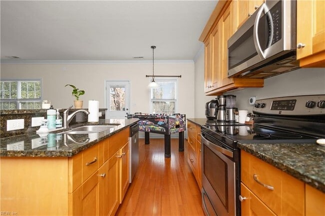 Building Photo - 3424 E Bonner Dr