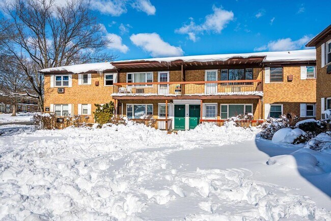 Building Photo - 55 Gill Ln