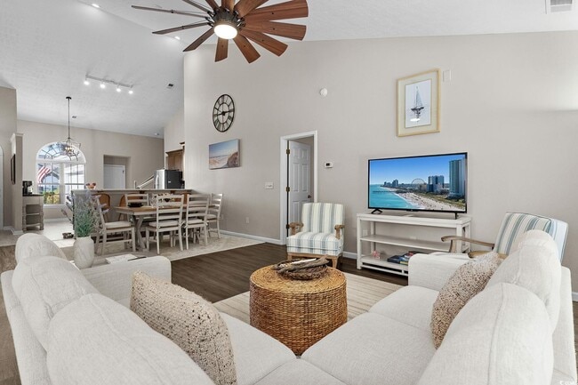 Building Photo - 2774 Sanctuary Blvd