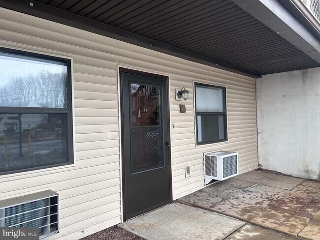 Building Photo - 1334-Y W Wyomissing Blvd