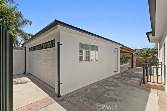 Building Photo - 536 Hampton Rd