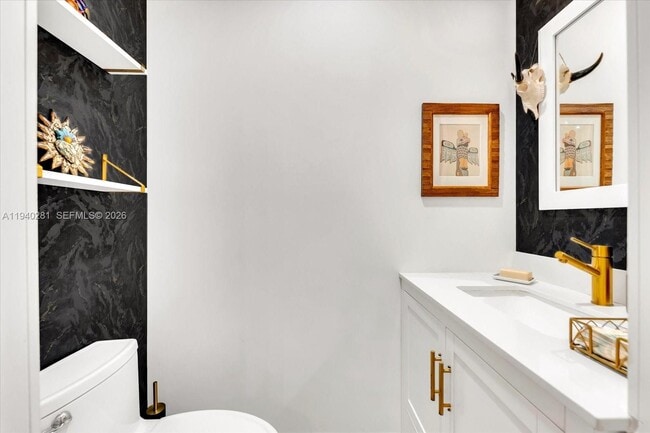 Building Photo - 8225 NE 8th Ct