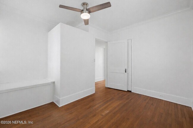 Building Photo - 1625 Seminole Rd