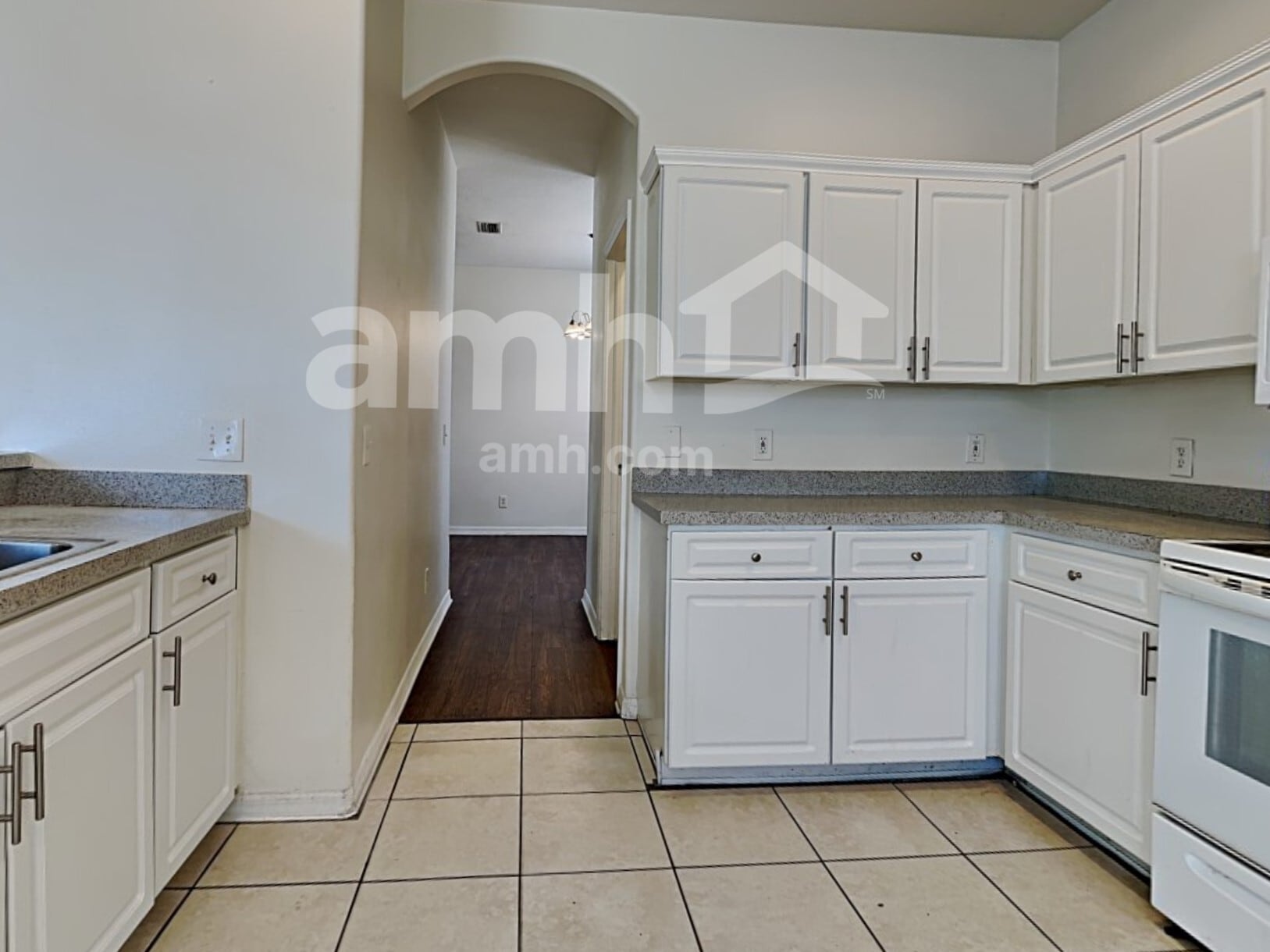 Building Photo - 8523 Deer Chase Dr