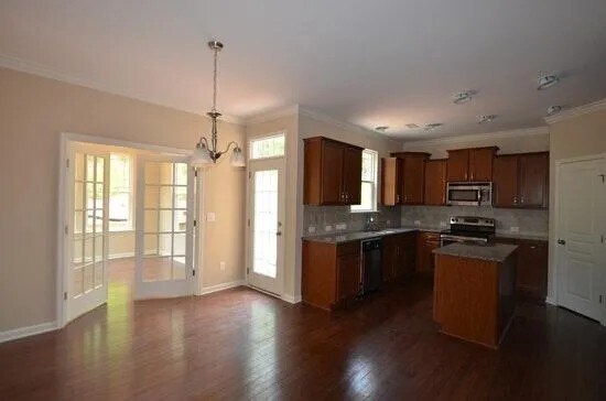 Building Photo - 2505 Magnolia Tree Ln