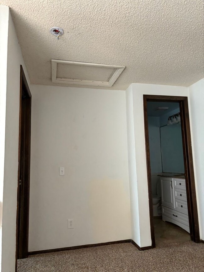 Building Photo - 4312 S Billings Cir