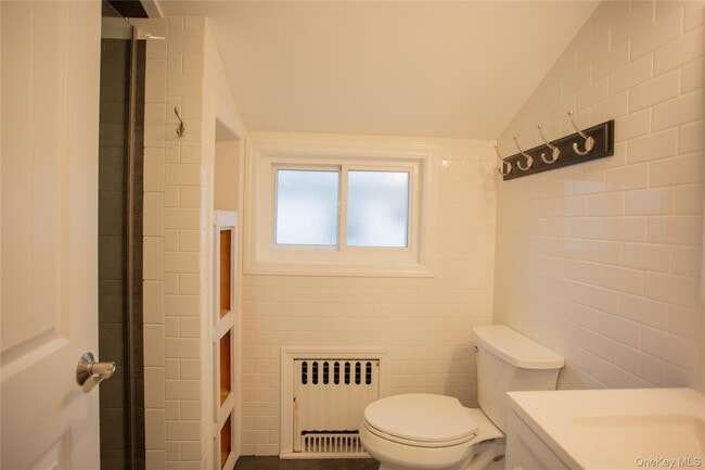 Building Photo - 105 Pacific Blvd