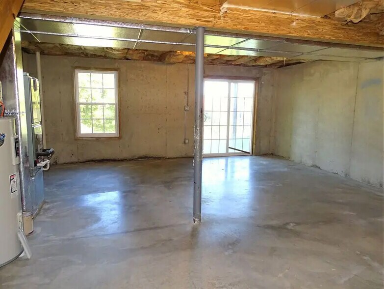 Building Photo - 104 Park Place Cir