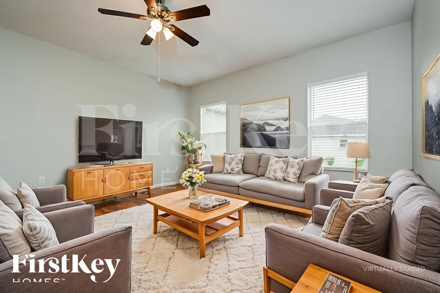 Building Photo - 8314 Greystone Dr