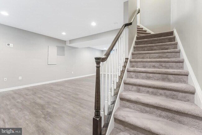 Building Photo - 20152 Boxwood Pl