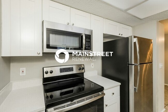 Building Photo - 3 Bedroom Pet-Friendly Home in New Port Richey, FL with Main Street Renewal