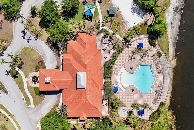 Building Photo - 112 Paloma Dr