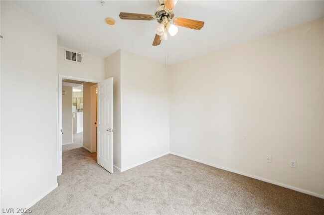 Building Photo - 7107 S Durango Dr