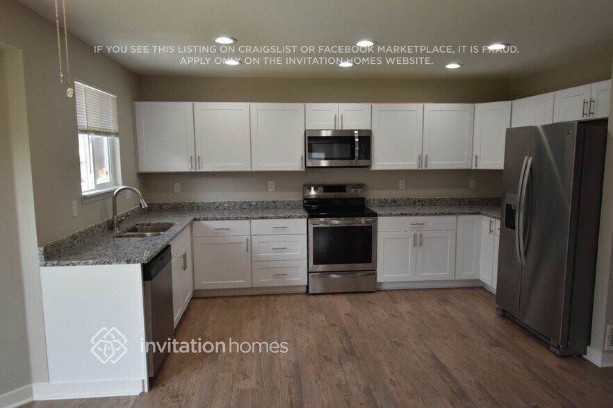 Building Photo - 12269 N Ivy Way