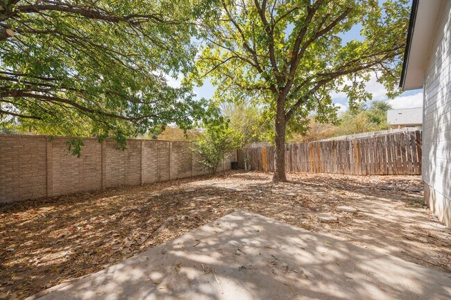 Building Photo - Charming 3-Bedroom Home in North Austin!