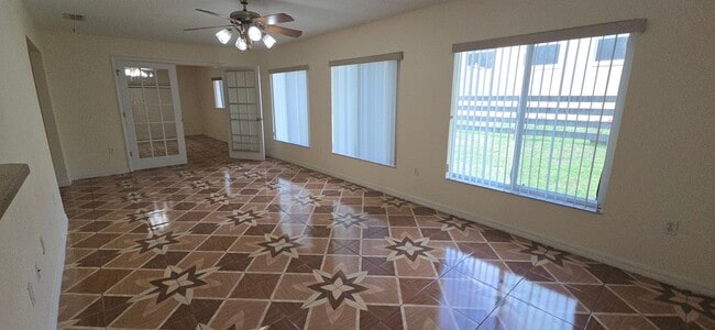 Building Photo - Move-In Ready 2BR/2BA Home with Solar & Bo...