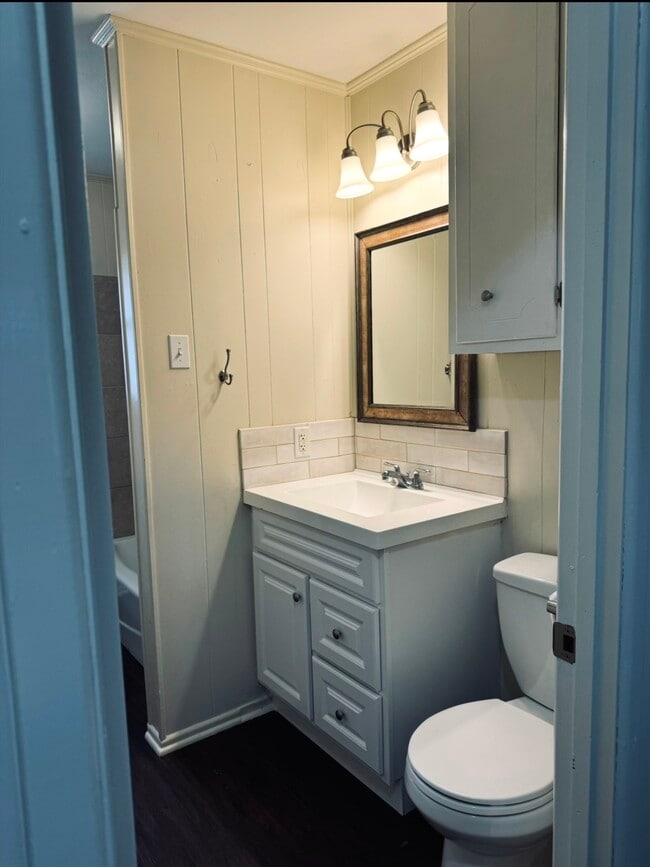 Building Photo - 1757 Sheppard Rees Rd