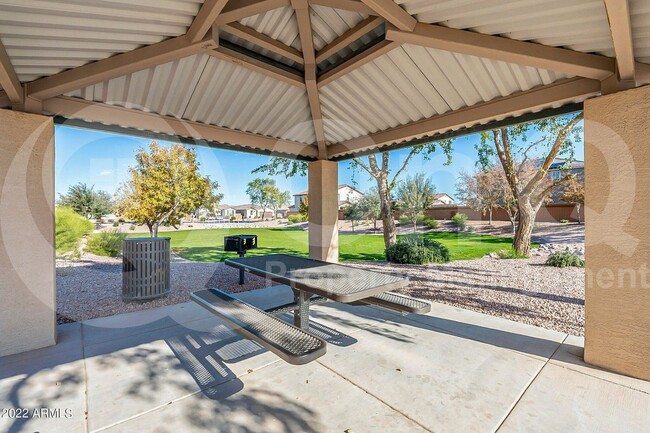 Building Photo - 44438 W Palo Aliso Way