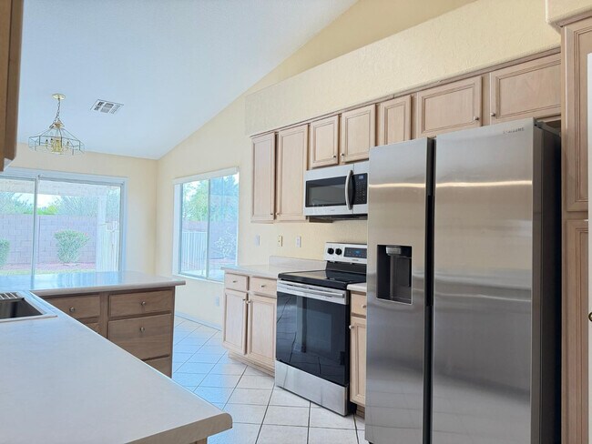 Building Photo - 7283 W Tina Ln