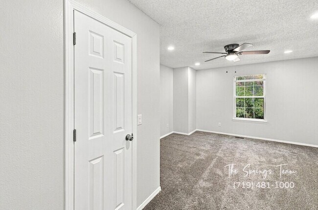 Building Photo - 4184 Charleston Dr