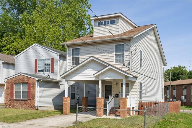 Building Photo - 896 A Ave