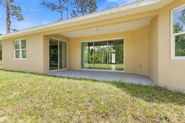 Building Photo - Home for rent on the lake !