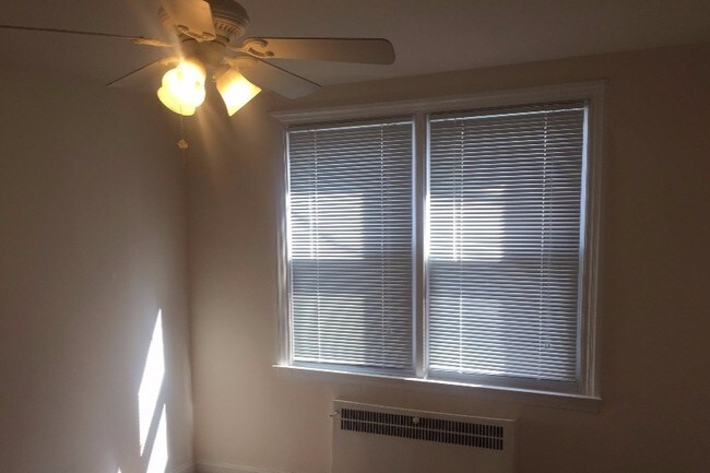 Building Photo - 119 St Laurence Rd