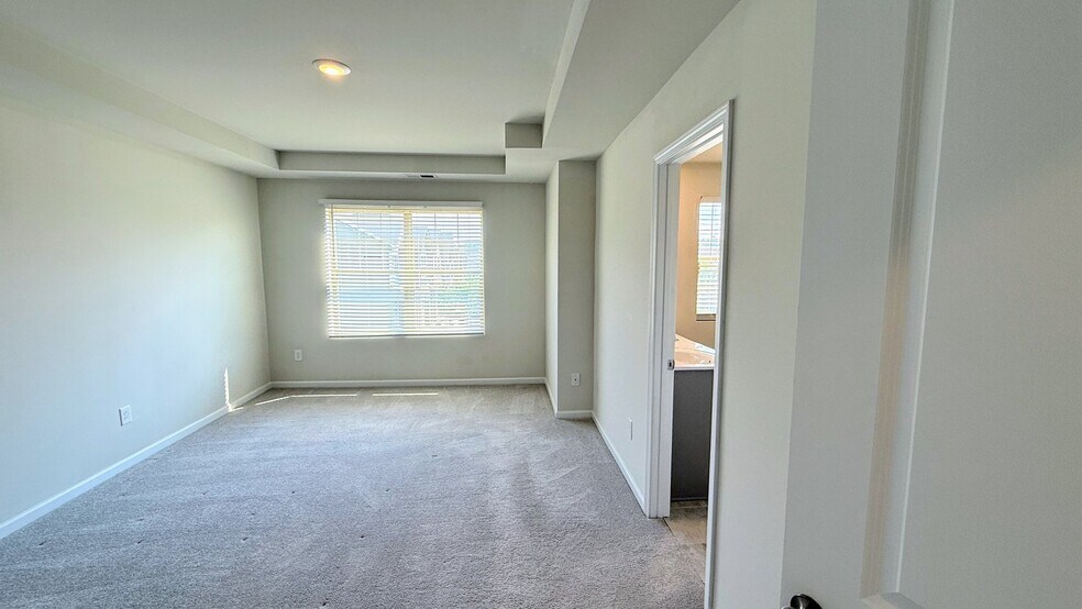 Building Photo - 5308 Orchid Bloom Dr