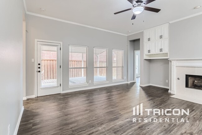 Building Photo - 1705 Alpine Dr