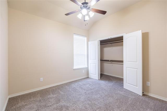 Building Photo - 637 Peach Ln