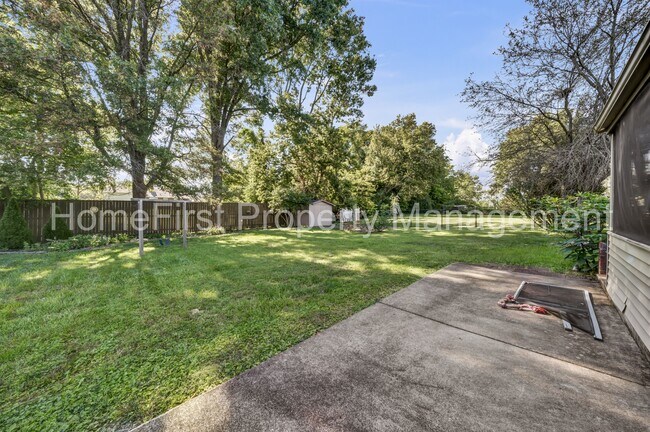 Building Photo - 118 Meadowlark Dr