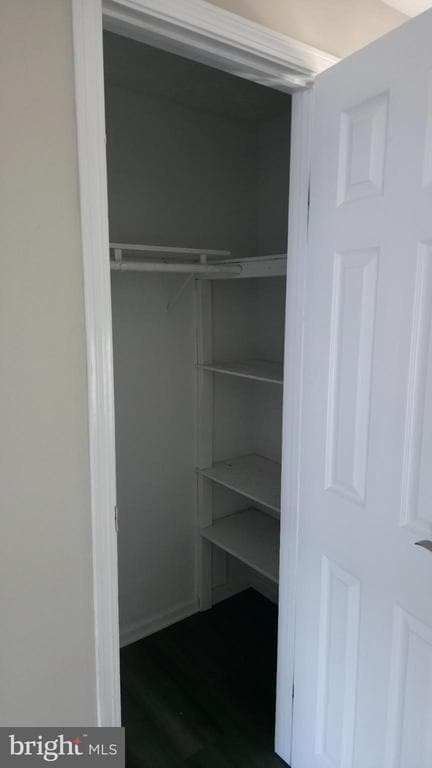 Building Photo - 20 Burbage Ct