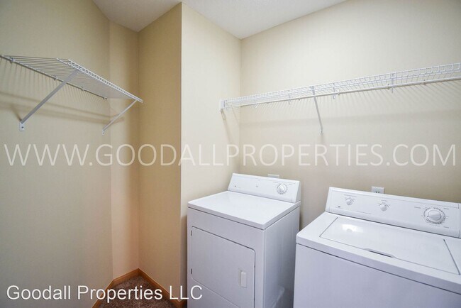Building Photo - 2 br, 2 bath House - 15211 Greenbelt Drive